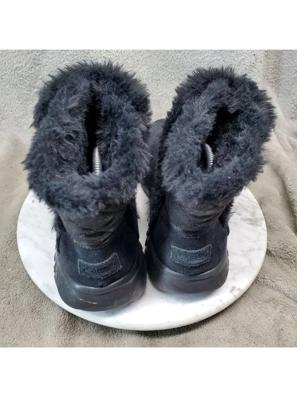 Skechers Shoes Womens Size 10 Cozies Black Suede & Faux Fur Winter Boots *Read*